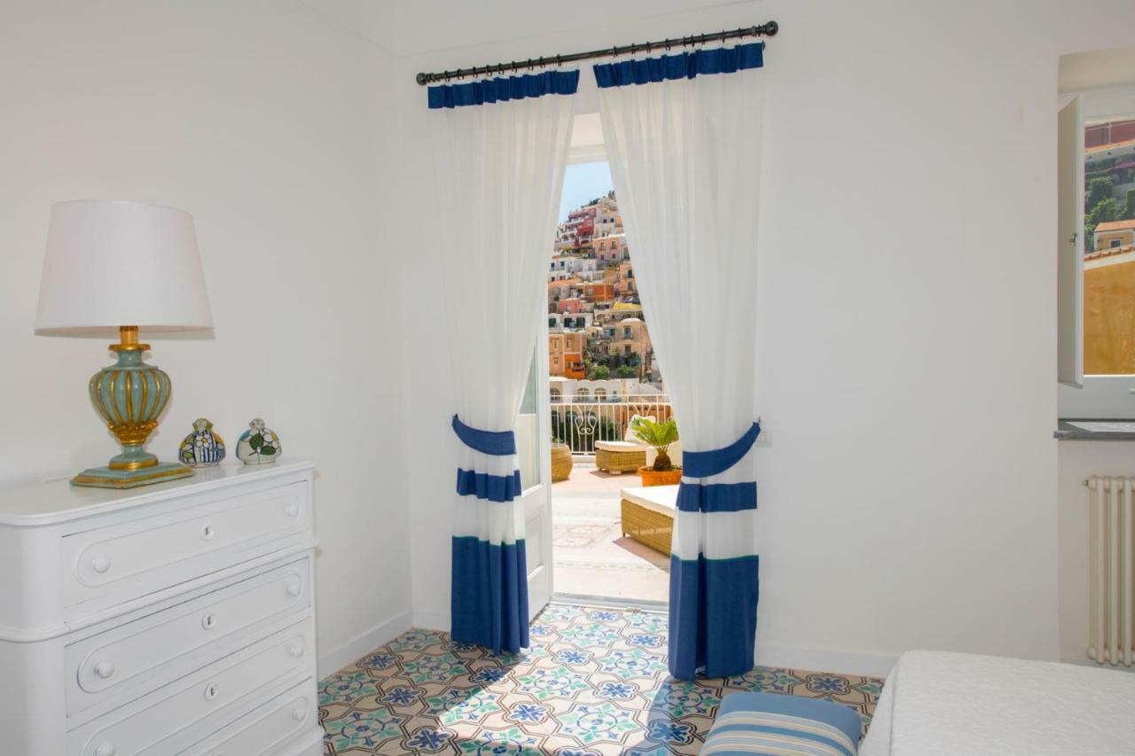 Hotel Punta Re Positano Esterno foto