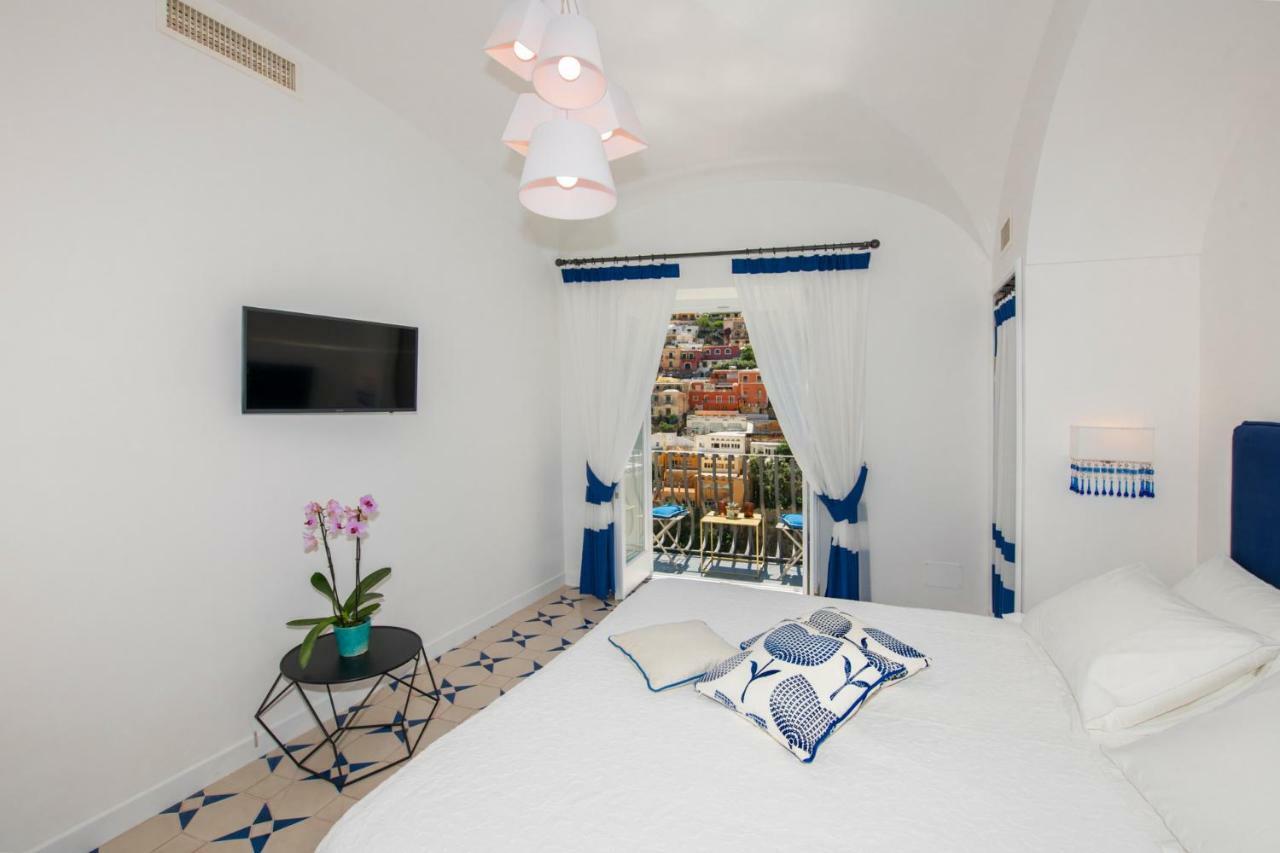 Hotel Punta Re Positano Esterno foto